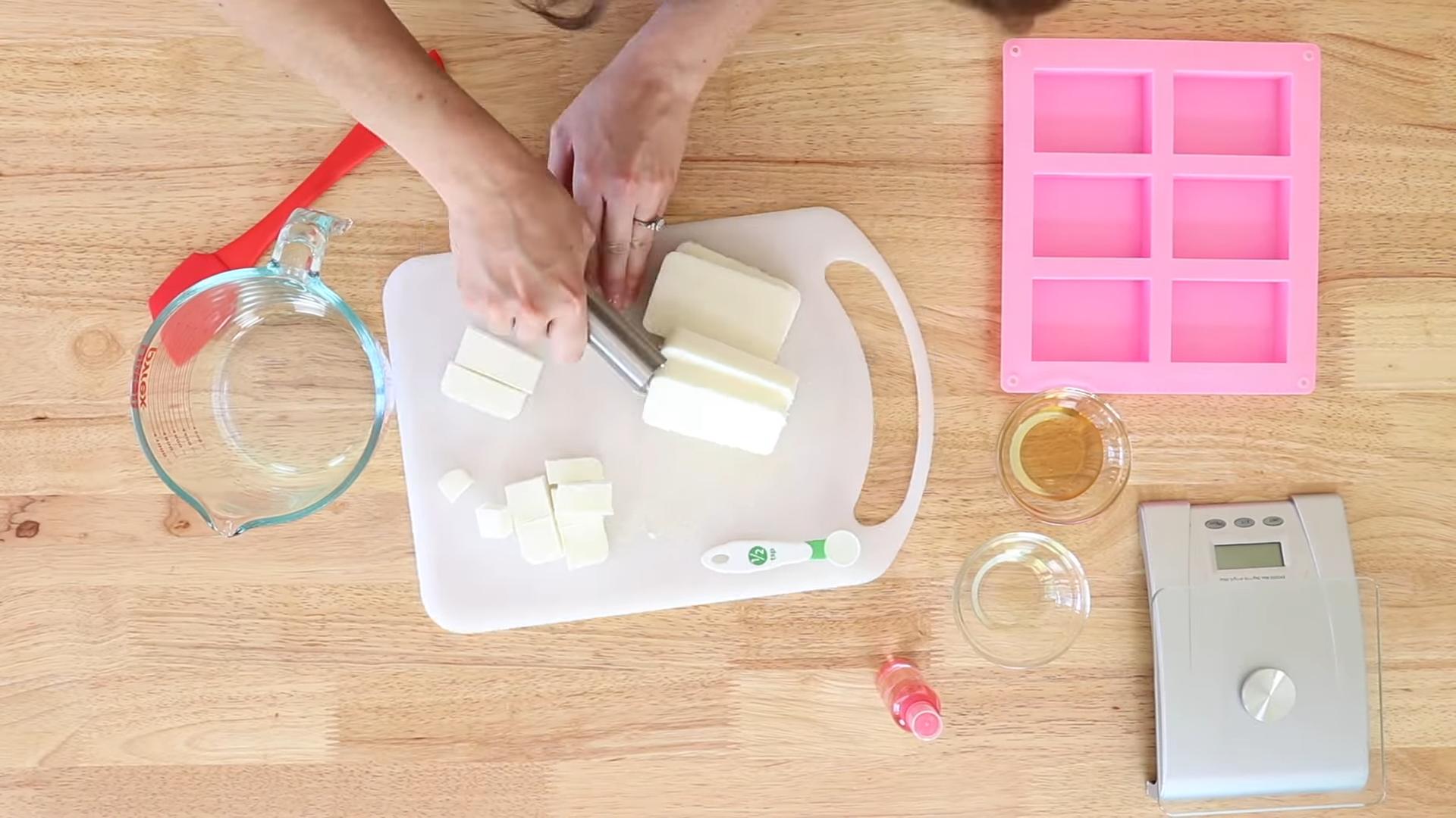DIY Ziegenmilchseife selber machen